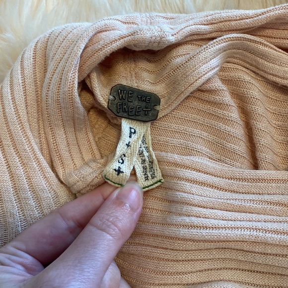 Free people mock neck ribbed knit sweater blush pink - Picture 5 of 8